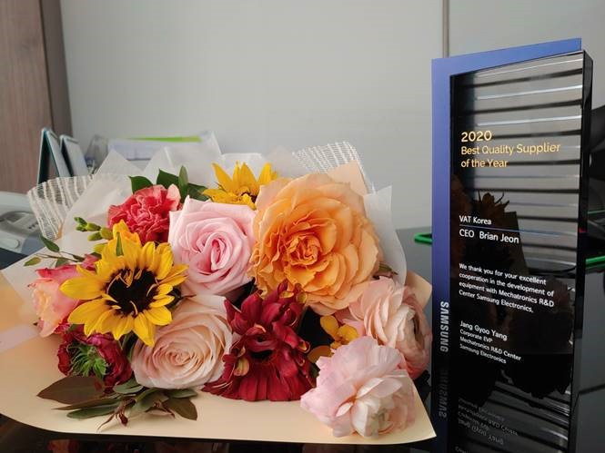 VAT gewinnt die Auszeichnung "2020 Best Quality Supplier of the Year" vom Samsung Mechatronic R&D Center